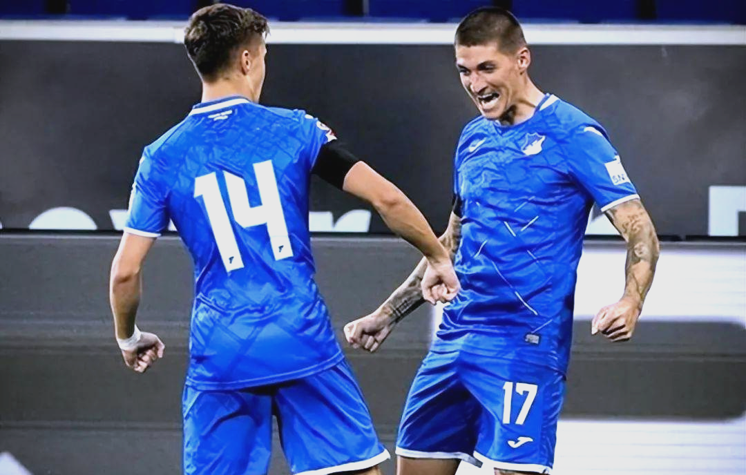 柏林赫塔主场大胜汉堡,独占德甲积分榜第二的简单介绍 柏林赫塔主场大胜汉堡,独占德甲积分榜第二的简单介绍