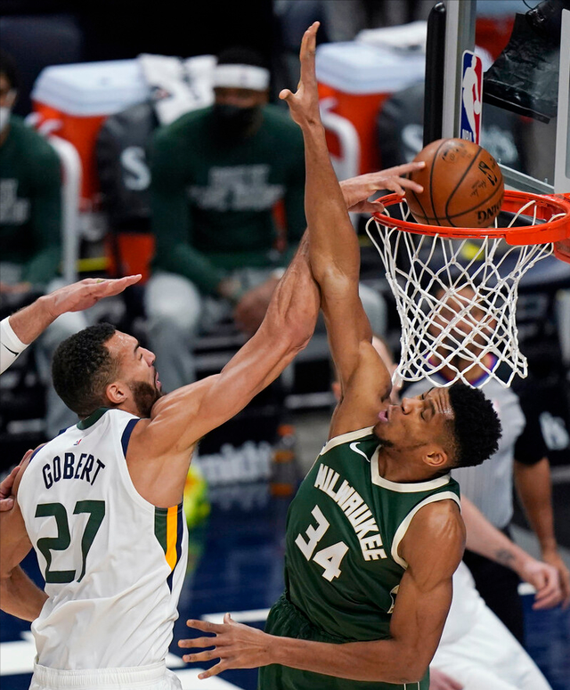 雄鹿封王西部,战胜爵士夺冠 雄鹿封王西部,战胜爵士夺冠