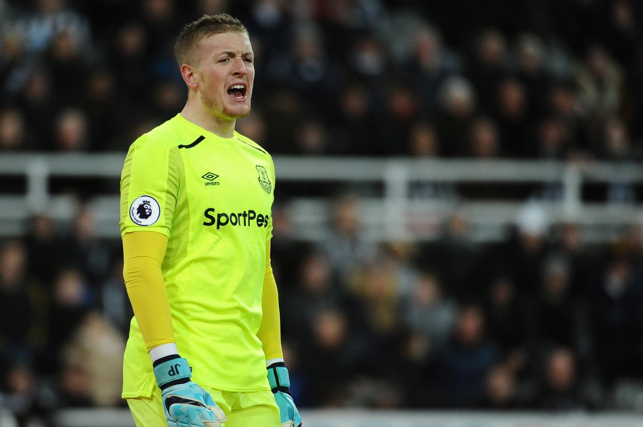 包含阿森纳绝地反击塞维利亚，特尔施特根惊艳世界的词条