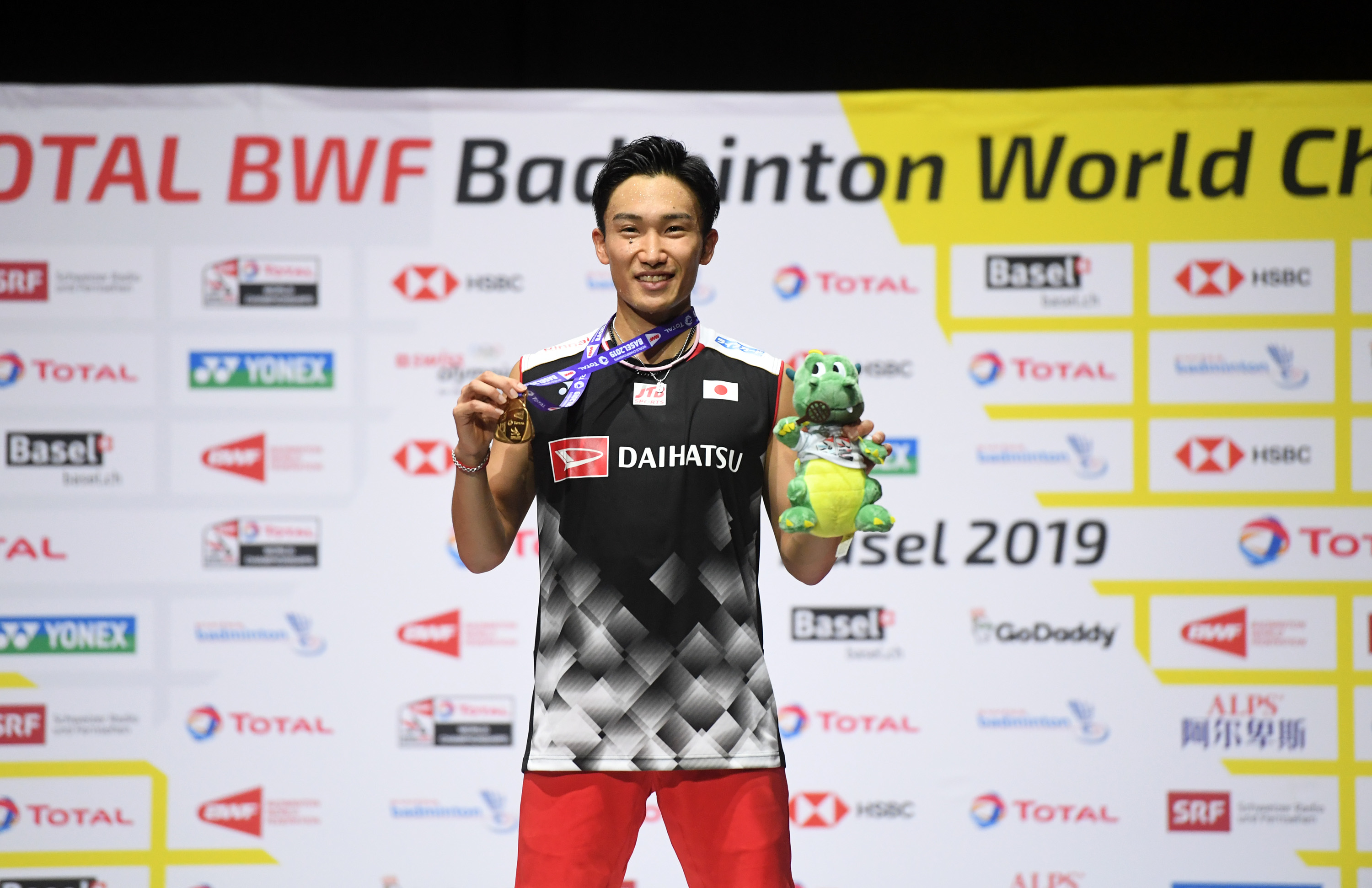 丹麦队完胜日本队，桃田贤斗扛起全队的简单介绍