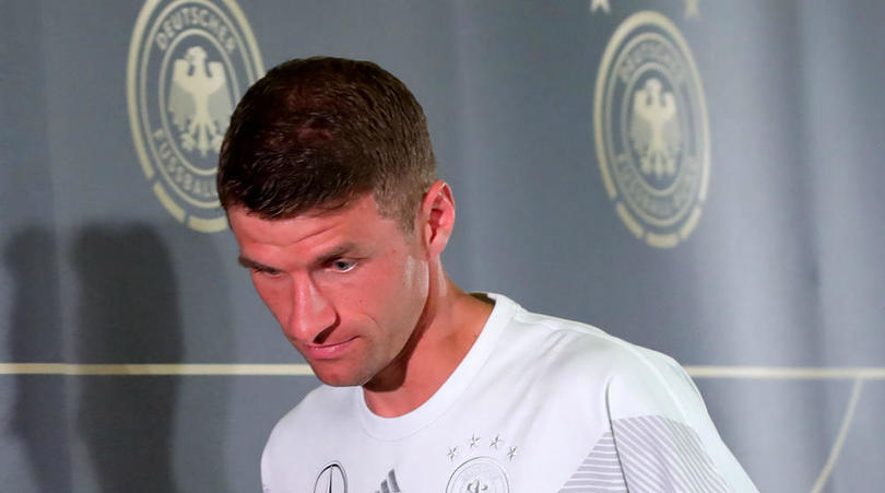 墨西哥力克日本，穆勒点燃赛场