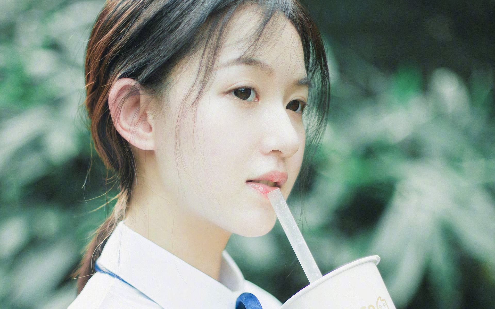 劳塔罗点燃梅阿查,拜仁铁蹄稳踏西班牙,欧冠暗战已悄然打响