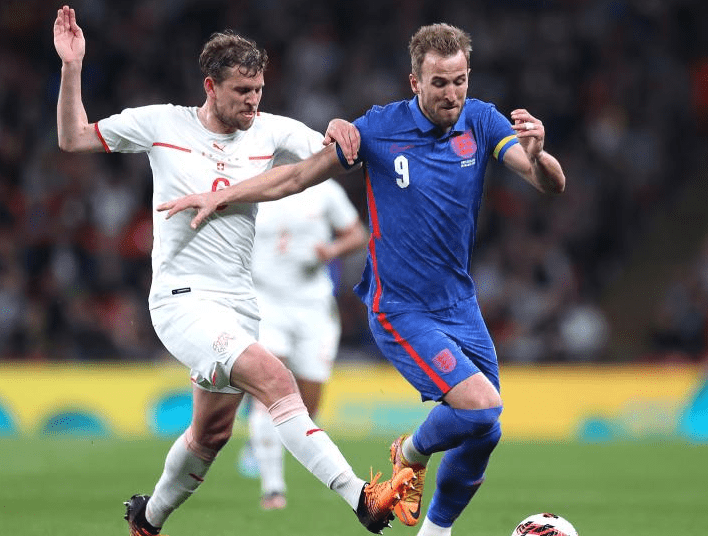 哥伦比亚横扫苏格兰，福登防守端锁死对手