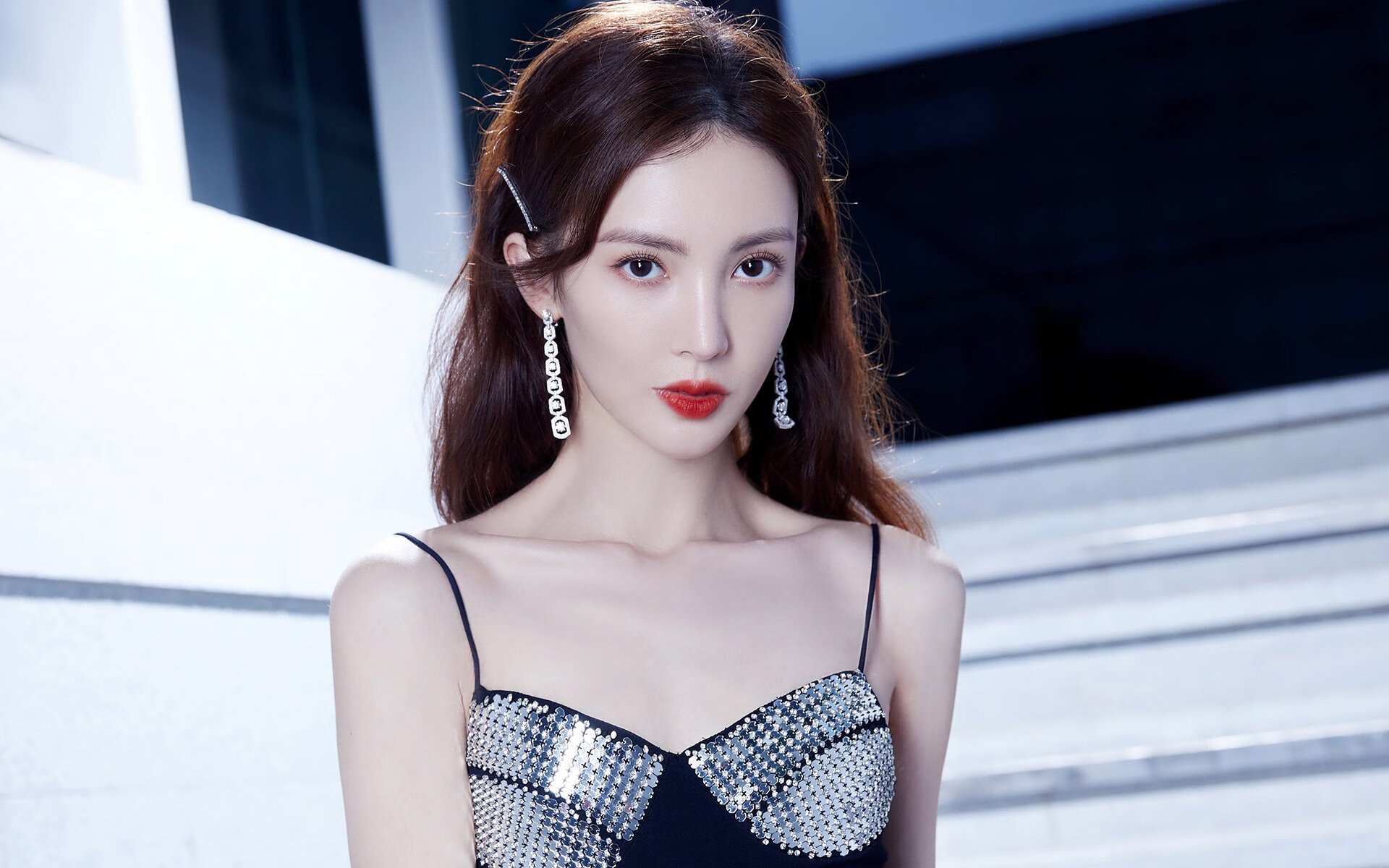 基耶萨一锤定音，希腊险胜伊拉克晋级之路现曙光