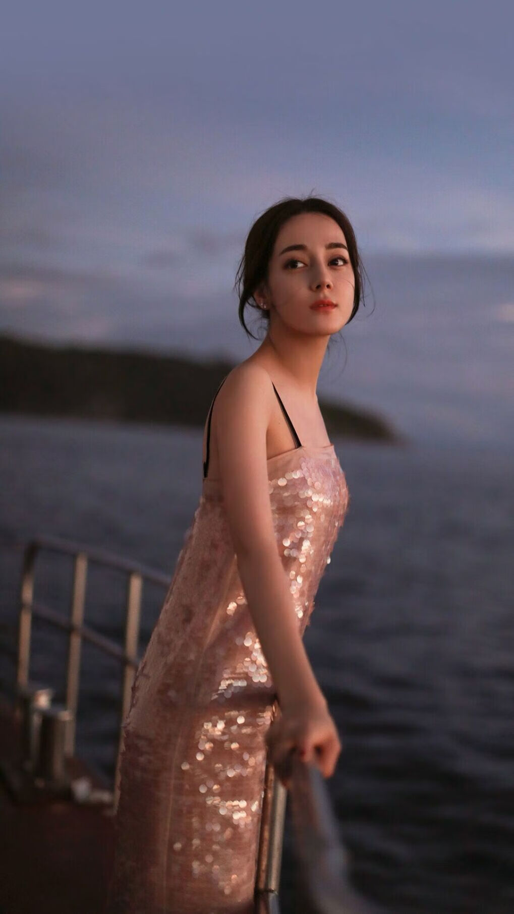 钢索上的独舞者，班凯罗跨越太平洋的自我救赎