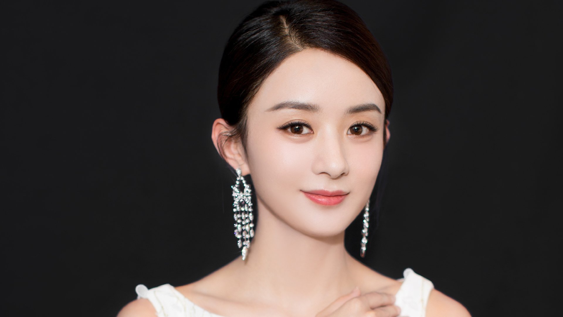 绿茵的辩证术,当塞内加尔的利刃刺穿巴萨的哲学,与卡塞米罗的永恒杀伤